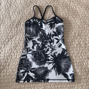 Lululemon Black/White Floral Tank EUC
